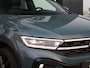 Volkswagen T-Roc 1.5 TSI 150 pk DSG R-Line | Panoramadak | Black Style | IQ Light | App Connect | Elektrische Klep | ACC | Camera | Stoelverwarming | Fabrieksgarantie tot 30-07-2027 of 100.000km |