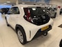 Toyota Aygo X 1.0 VVT-i MT Play + Trekhaak, NL Auto, zeer netjes 1e eigenaar en BTW auto