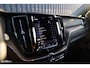 Volvo XC60 2.0 T8 Plug-in hybrid AWD Ultimate Bright Long range | Adaptieve cruise | Panorama dak | Zwenkbare trekhaak | Stoel massage+verkoeling |