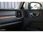 Volvo XC60 2.0 T8 Plug-in hybrid AWD Ultimate Bright Long range | Adaptieve cruise | Panorama dak | Zwenkbare trekhaak | Stoel massage+verkoeling |
