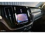 Volvo XC60 2.0 T8 Plug-in hybrid AWD Ultimate Bright Long range | Adaptieve cruise | Panorama dak | Zwenkbare trekhaak | Stoel massage+verkoeling |