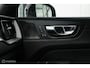 Volvo XC60 2.0 B4 R-Design | HUD | Panorama | Bursting Blue | Harman Kardon | 21 inch | Leder | Stoel en stuurwiel verwarming | ACC | Rijklaarprijs |