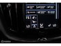 Volvo XC60 2.0 B4 R-Design | HUD | Panorama | Bursting Blue | Harman Kardon | 21 inch | Leder | Stoel en stuurwiel verwarming | ACC | Rijklaarprijs |