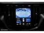 Volvo XC60 2.0 B4 R-Design | HUD | Panorama | Bursting Blue | Harman Kardon | 21 inch | Leder | Stoel en stuurwiel verwarming | ACC | Rijklaarprijs |