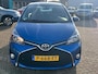 Toyota Yaris 1.3 VVT-i Lease RIJKLAAR | Airco | Camera | All-Seasonbanden