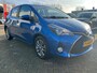 Toyota Yaris 1.3 VVT-i Lease RIJKLAAR | Airco | Camera | All-Seasonbanden