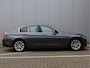BMW 3-Serie 318i Sport High Executive | Parkeercamera | LED | Org. Nederlands