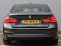 BMW 3-Serie 318i Sport High Executive | Parkeercamera | LED | Org. Nederlands