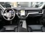 Volvo XC60 2.0 T8 Plug-in hybrid AWD Plus Black Edition 455pk Panoramadak/Trekhaak/Luchtvering
