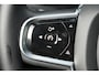 Volvo XC60 2.0 T8 Plug-in hybrid AWD Plus Black Edition 455pk Panoramadak/Trekhaak/Luchtvering