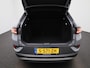 Volkswagen ID.4 Pro 77 kWh | 19 inch velgen | Design pakket | Style pakket | Achteruitrijcamera | Apple carplay/ Android auto |