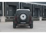 Land Rover Defender 2.0 P300 90 HSE