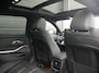 BMW 3-Serie Touring 330e xDrive / Pano / Trekhaak / Head-up / Laser