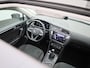 Volkswagen Tiguan 1.4 eHybrid DSG Elegance | Automaat | Panorama Dak | Navigatie | Apple carplay | Adaptieve cruise control | Parkeersensoren | Achteruitrij Camera | Climate control | Elektrische achterklep | Park Assist