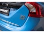 Volvo V60 2.4 D6 AWD Plug-In Hybrid R-Design | Harman Kardon | Schuif/Kanteldak | Powerseats | Parkeercamera | Alarm |
