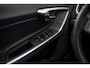Volvo V60 2.4 D6 AWD Plug-In Hybrid R-Design | Harman Kardon | Schuif/Kanteldak | Powerseats | Parkeercamera | Alarm |
