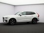 Volvo XC60 2.0 T4 R-Design / Trekhaak / Stoelverwarming / Sportstoelen / Elektrische Achterklep / Getint Glas / Cruise Control / Carplay / Sportstoelen /