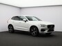 Volvo XC60 2.0 T4 R-Design / Trekhaak / Stoelverwarming / Sportstoelen / Elektrische Achterklep / Getint Glas / Cruise Control / Carplay / Sportstoelen /