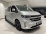 Volkswagen Transporter 2.0 TDI L2H1 30 Bulli 170 PK | Automaat | Dodehoeksensoren | Voorruitverwarming | Apple Carplay | Adaptive Cruise Control | Stoelverwarming | Achteruitrijcamera | DAB Radio | Uitparkeerassistent |