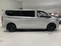 Volkswagen Transporter 2.0 TDI L2H1 30 Bulli 170 PK | Automaat | Dodehoeksensoren | Voorruitverwarming | Apple Carplay | Adaptive Cruise Control | Stoelverwarming | Achteruitrijcamera | DAB Radio | Uitparkeerassistent |