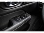 Volvo V60 2.0 T6 Plug-in hybrid AWD Plus Dark | Trekhaak | Harman Kardon | 360º Camera | Verwarmbare voorruit | Stoel- / Stuurverwarming Voor + Achter | Adaptive Cruise | BLIS | Verwarmbare voorruit | Power seats