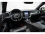 Volvo V60 2.0 T6 Plug-in hybrid AWD Plus Dark | Trekhaak | Harman Kardon | 360º Camera | Verwarmbare voorruit | Stoel- / Stuurverwarming Voor + Achter | Adaptive Cruise | BLIS | Verwarmbare voorruit | Power seats
