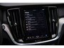 Volvo V60 2.0 T6 Plug-in hybrid AWD Plus Dark | Trekhaak | Harman Kardon | 360º Camera | Verwarmbare voorruit | Stoel- / Stuurverwarming Voor + Achter | Adaptive Cruise | BLIS | Verwarmbare voorruit | Power seats