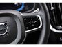 Volvo V60 2.0 T6 Plug-in hybrid AWD Plus Dark | Trekhaak | Harman Kardon | 360º Camera | Verwarmbare voorruit | Stoel- / Stuurverwarming Voor + Achter | Adaptive Cruise | BLIS | Verwarmbare voorruit | Power seats