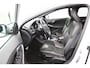 Volvo V40 1.5 T3 Polar+ Sport Panoramadak | Automaat | trekhaak | navigatie| stoelverwarming