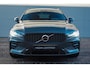 Volvo V60 B4 Plus Dark | Adaptive Cruise | BLIS | 20 inch LM | Gelaagd Glas | Donker Glas |
