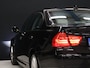 BMW 3-Serie 320i High Executive [PDC V+A, VOL LEDER, BLUETOOTH, CRUISE CONTROL, NAVIGATIE, CLIMATE CONTROL, NIEUWSTAAT]