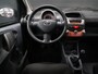 Toyota Aygo 1.0-12V [LICHTMETALEN VELGEN, CD-SPELER, RADIO, 12-VOLTAANSLUITING, AUX INGANG, NIEUWSTAAT]