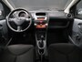 Toyota Aygo 1.0-12V [LICHTMETALEN VELGEN, CD-SPELER, RADIO, 12-VOLTAANSLUITING, AUX INGANG, NIEUWSTAAT]