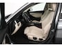 BMW 3-Serie 318i Luxury Edition (DEALER ONDERHOUDEN, PARKEERSENSOREN, NAVIGATIE, AUTOMAAT, CRUISE CONTROL)