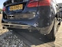 BMW 2-Serie Active Tourer 218i 136PK AUTOM. H.E. : LEER/PANO/HUD NAVI/LED/KEYLESS/2xPDC/ - 2E.EIG - NL AUTO - KM=NAP -