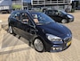 BMW 2-Serie Active Tourer 218i 136PK AUTOM. H.E. : LEER/PANO/HUD NAVI/LED/KEYLESS/2xPDC/ - 2E.EIG - NL AUTO - KM=NAP -
