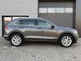 Volkswagen Tiguan 1.4 TSI ACT Highline 150PK ✓Rijklaar ✓Automaat ✓Full LED Adaptief ✓Panoramadak ✓Vol Leder ✓Navigatie ✓Camera ✓Climate ✓Cruise ✓Parkeersensoren ✓Lichtmetaal ✓Trekhaak