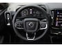 Volvo XC40 T4 Recharge Plus Bright | Adaptive Cruise & Pilot Assist | Schuif-/kanteldak | Premium Harman/Kardon Audio | Power Seats incl. Memory | Leder/Nubuck Bekleding | Stoel & Stuurverwarming | Semi Elektr. Trekhaak |