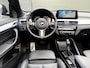 BMW X1 xDrive25e M-sport Automaat | Panoramadak | Leren bekleding | Stoelverwarming | LED verlichting | Climate & cruise control | Misano Blauw metallic | Harman/Kardon HiFi | Parkeersensoren voor en achter | Achteruitrijcamera