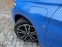 BMW X1 xDrive25e M-sport Automaat | Panoramadak | Leren bekleding | Stoelverwarming | LED verlichting | Climate & cruise control | Misano Blauw metallic | Harman/Kardon HiFi | Parkeersensoren voor en achter | Achteruitrijcamera