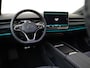 Volkswagen ID.7 Pro Business | Achterbank in ongelijke delen neerklapbaar incl. middenarmsteun en doorlaadmogelijkheid | Afstandscontrolesysteem (Front Assist), met voetgangers- en fietsersherkenning | Automatische afstandsregeling (Adaptive Cruise Control)