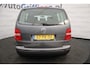 Volkswagen Touran 1.6-16V FSI Turijn nette MPV met airco