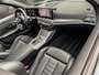 BMW 3-Serie Touring 330e 292PK xDrive High Executive M-Sport Pro | PANO | SHADOWLINE | KEYLESS | SPIEGELPAKKET | STOELVERWARMING | ADAPT. CRUISE |