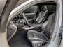 BMW 3-Serie Touring 330e 292PK xDrive High Executive M-Sport Pro | PANO | SHADOWLINE | KEYLESS | SPIEGELPAKKET | STOELVERWARMING | ADAPT. CRUISE |