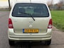 Opel Agila 1.2-16V Maxx Airco Electric pakket Audio/CD LMV 14" Colorpakket Getint glas Dealeronderhoud 88460 km's NAP! Nieuwe Apk!