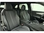 Peugeot 3008 1.2 Hybrid 136 GT Automaat | Navigatie | Climate control | Camera | Lichtmetalen velgen | Keyless | Extra getint glas | Parkeersensoren