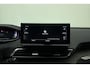 Peugeot 3008 1.2 Hybrid 136 GT Automaat | Navigatie | Climate control | Camera | Lichtmetalen velgen | Keyless | Extra getint glas | Parkeersensoren