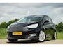 Ford C-Max 1.0 125PK Titanium X | Panther Black | AppleCarplay/360PDC/NAV/Cruise/Trekhaak/Parkeerhulp/Nw.Riem - Super compleet!