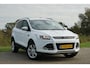 Ford Kuga 1.6 Titanium 150pk - Frozen White - Trekhaak/Winterpakket - Topstaat