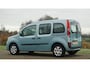 Renault Kangoo Family 1.5 dCi Privilège | Bleu Silver | CruiseControl/Airco/Trekhaak/Elek.ramen/PDC - Ruim & Zuinig!